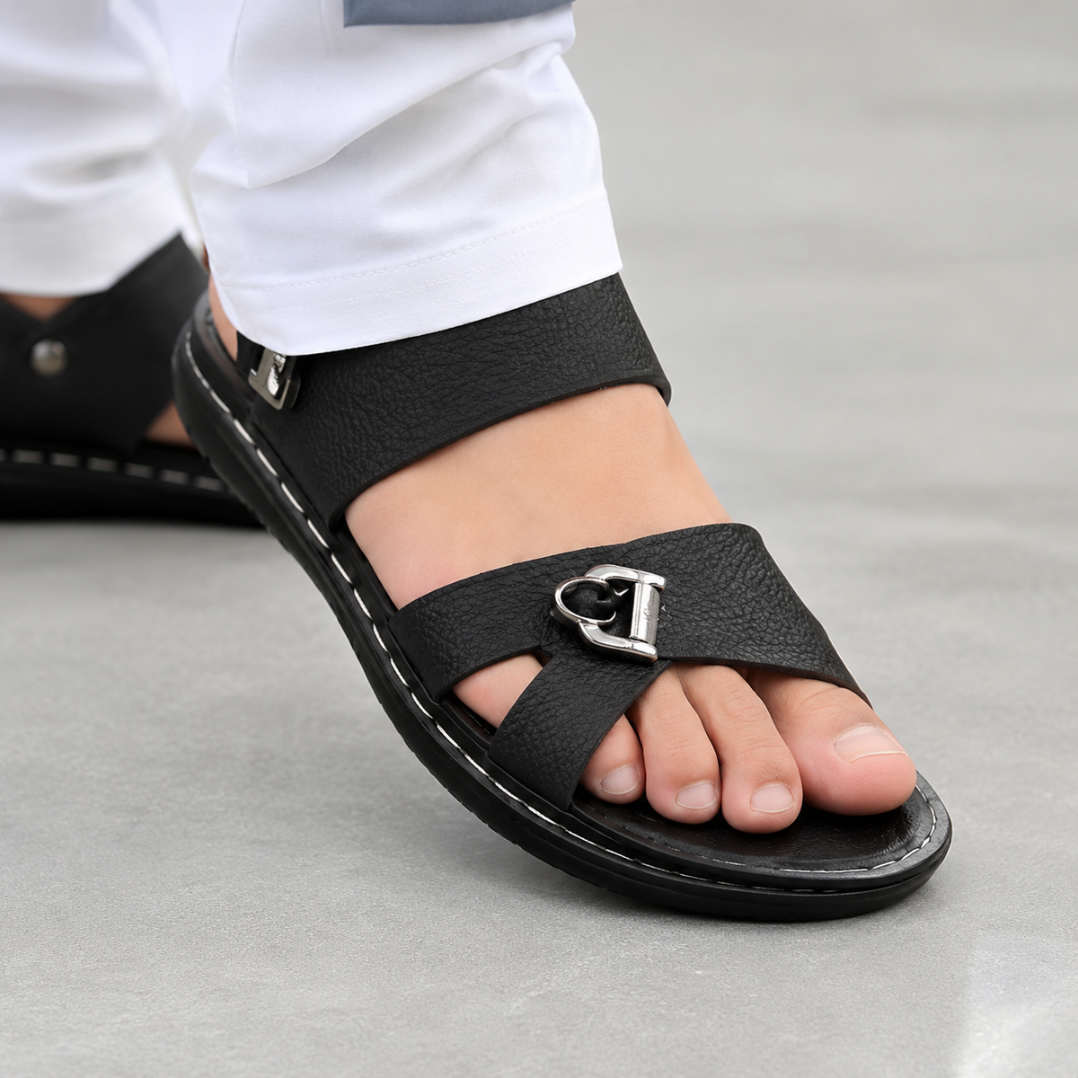 Men’s Peshawari Sandals – Traditional Leather Chappal for Casual & Summer Wear
